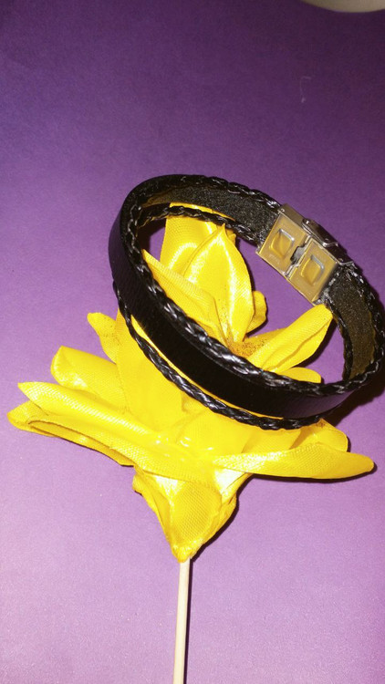 چرم دست ساز